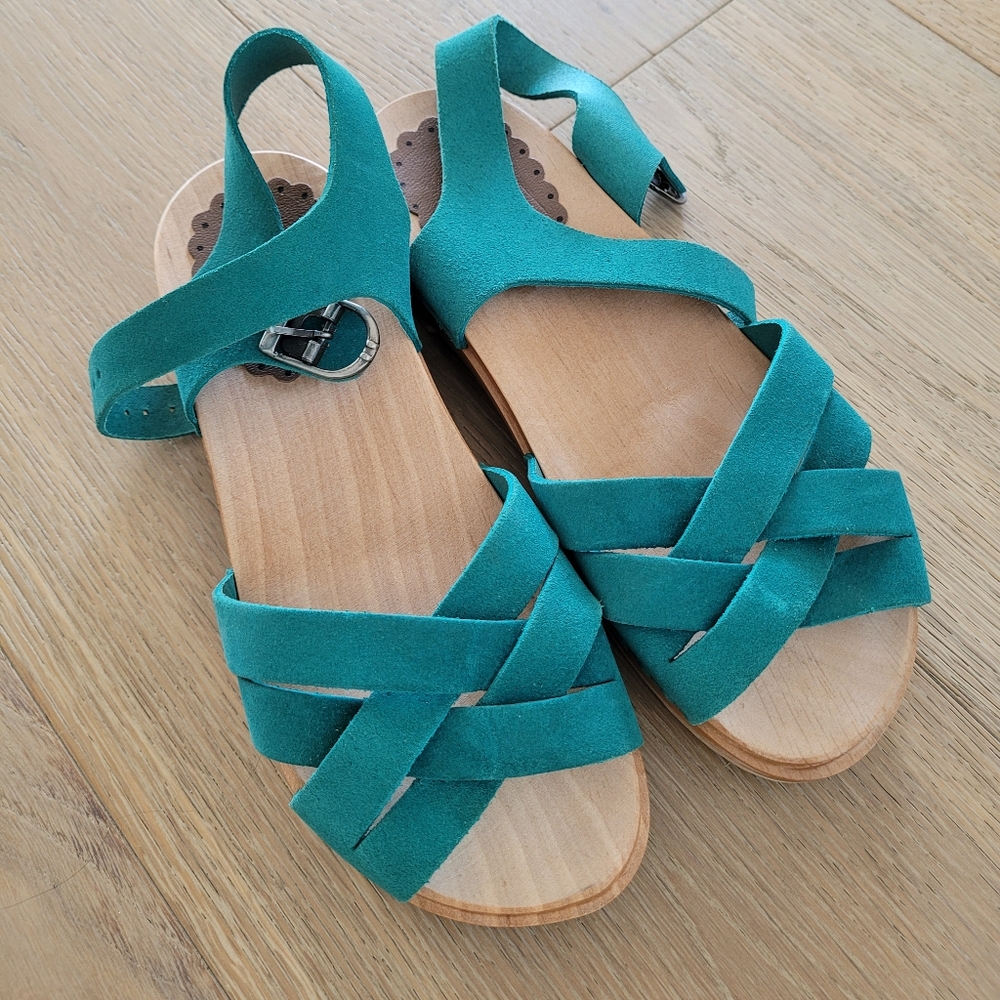 Hanna Anderson Made in Sweden Clog Sandals Size 36